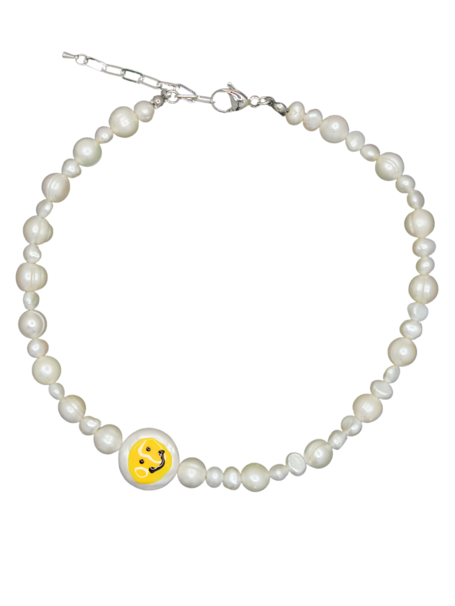 Smiley Pearl Choker Necklace - Maiora Jewelry