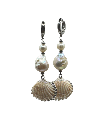 Ohrringe Peardiver aus Süßwasserperle, Keshiperle und Muschel